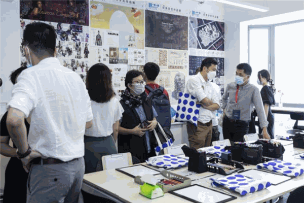 moreart國(guó)際藝術(shù)教育