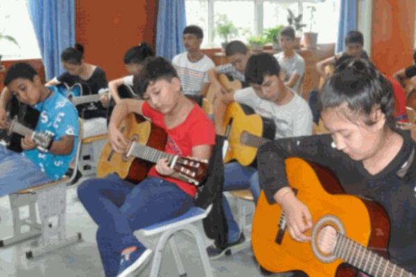 達(dá)民樂(lè)器培訓(xùn)