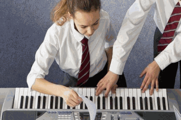 達(dá)民樂(lè)器培訓(xùn)