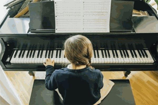 悅指間藝術(shù)教育