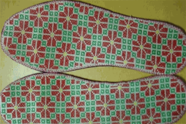 益足偉業(yè)鞋墊