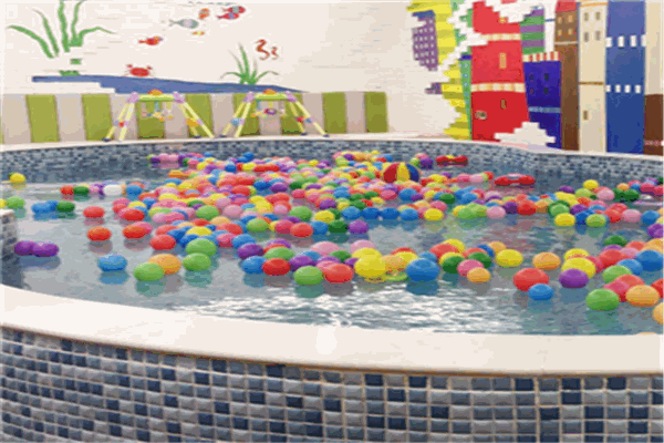 貝優(yōu)奇游泳館