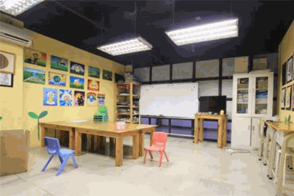 韓珊珊藝術(shù)培訓(xùn)