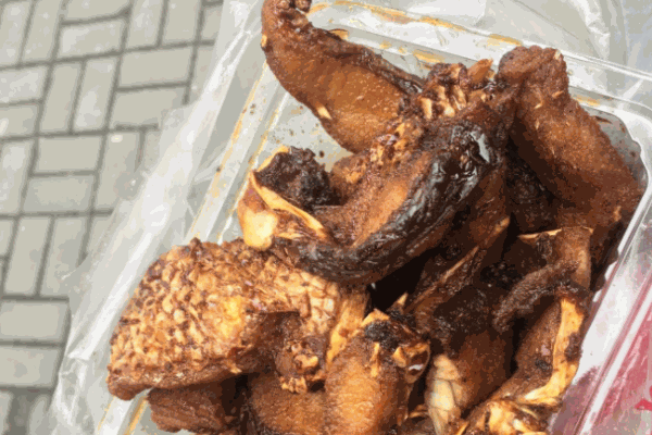 梅記大塊頭爆魚