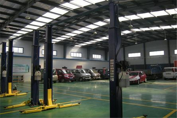 開(kāi)瑞汽車4s店