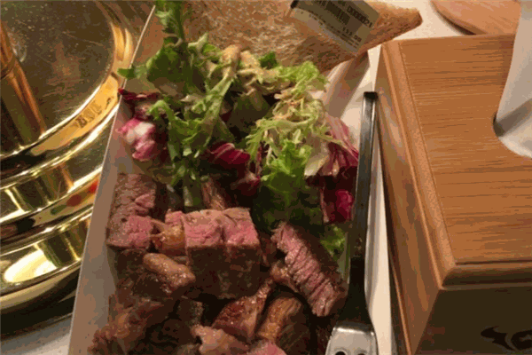 米靈頓立食牛排