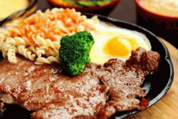 領(lǐng)愛牛排自助餐廳