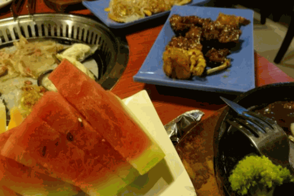 一路紅牛排海鮮自助