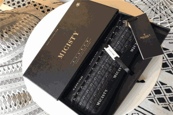 密汐皙迪內(nèi)衣