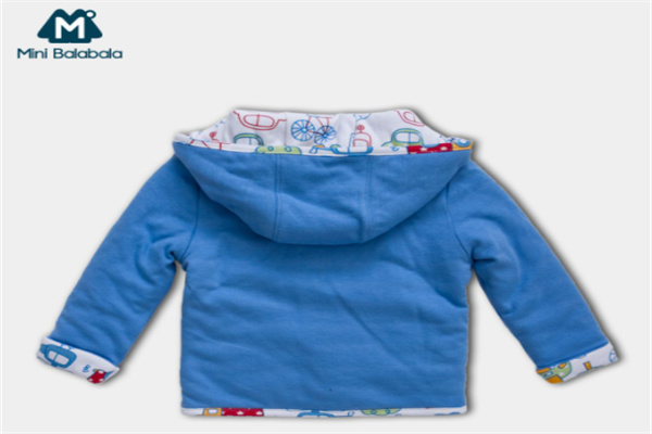 迷你巴拉巴拉童裝