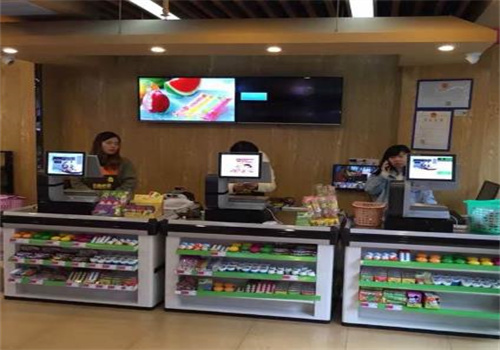 優(yōu)果果零食店