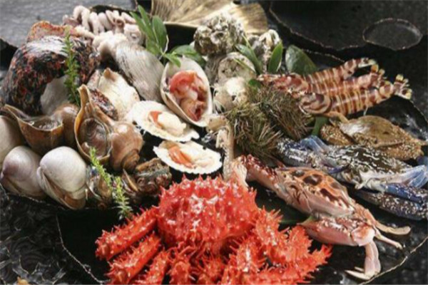 錢(qián)小奴自助餐廳