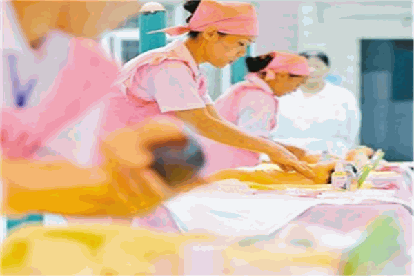 愛(ài)心月嫂愛(ài)心育嬰