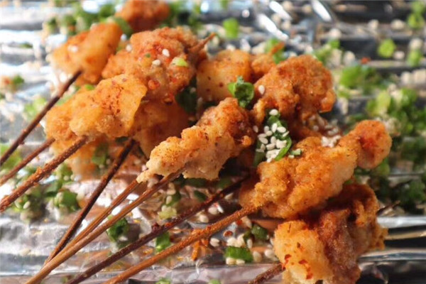 藏巴望小腰烤串火鍋店