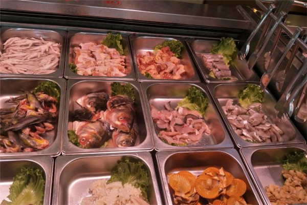 華冠一鍋海鮮肥牛自助火鍋