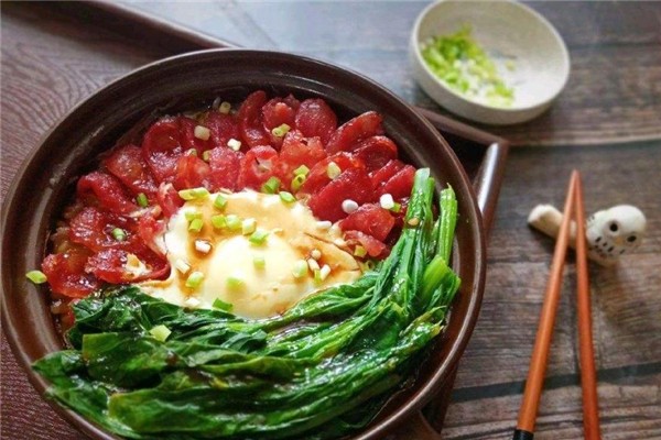 味之閩溢口香煲仔飯