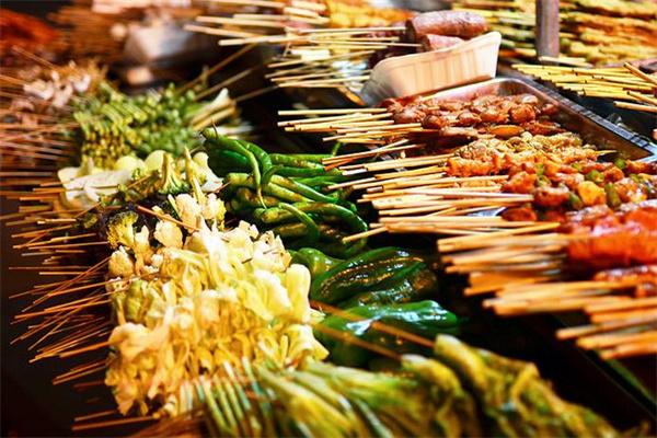 福扒扒生態(tài)火山石燒烤