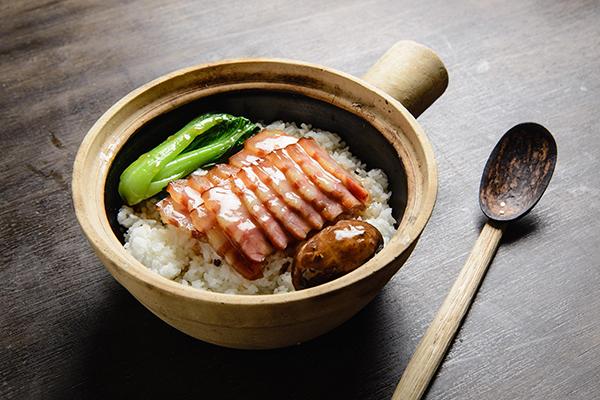 金秋臘味煲仔飯