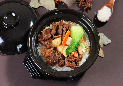 煲煲用心煲仔飯