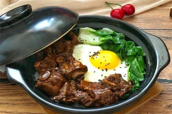 思語(yǔ)便利煲仔飯