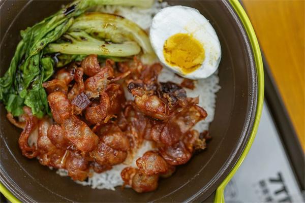 思語(yǔ)便利煲仔飯