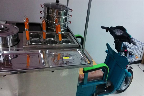 街頭霸王神奇百變速食車