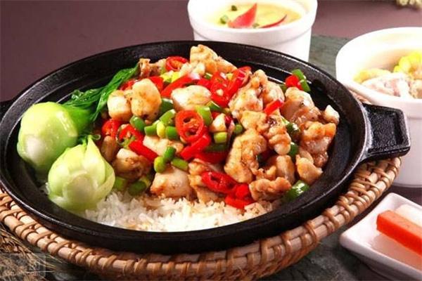 等風(fēng)來(lái)煲仔飯