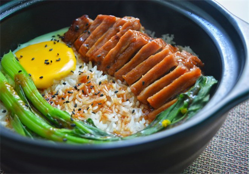 煲養(yǎng)你煲仔飯