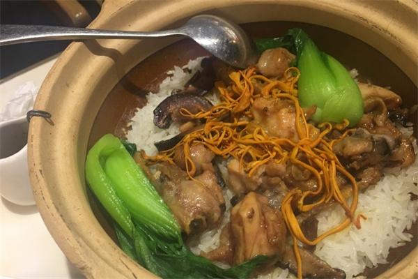 家鴻廣式煲仔飯