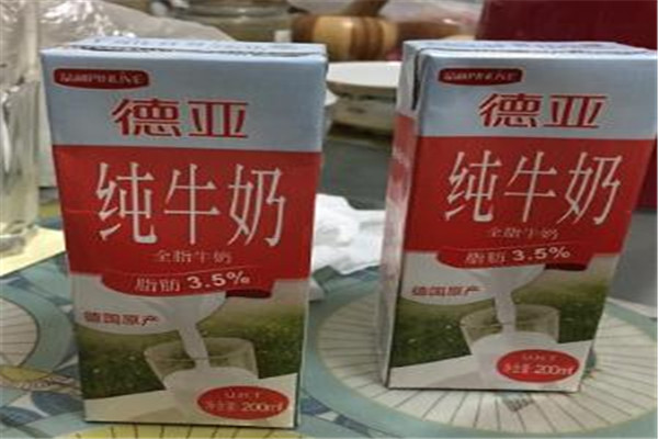 德亞牛奶