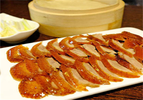 萬?？绝? /><p>萬?？绝啿粏螁沃皇怯锌绝喴环N美食，更是配上多種熟食產(chǎn)品售賣，橫掃市場需求，贏得不同食客的青睞。在不同的區(qū)域里，推出符合當(dāng)?shù)叵M(fèi)者口味的產(chǎn)品，備受喜愛。如果您對該項(xiàng)目感興趣，那么就一定不能錯(cuò)過，趕快加盟吧。</p>
                </div>
                <div   id=