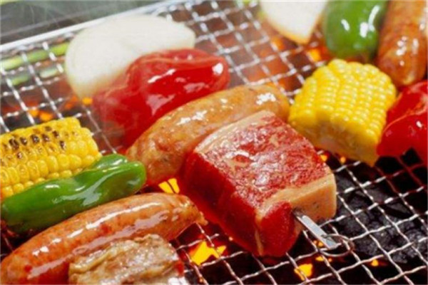 摩爾莊園自助燒烤