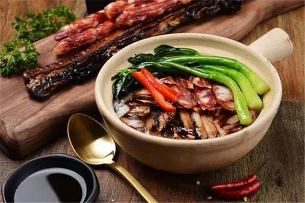 滿口生香煲仔飯