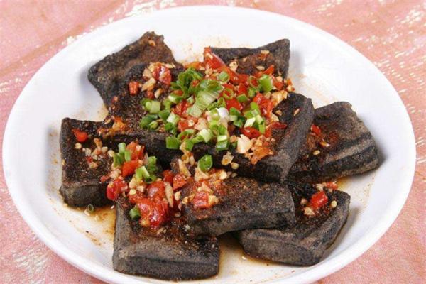 紹興臭名遠(yuǎn)揚(yáng)臭豆腐