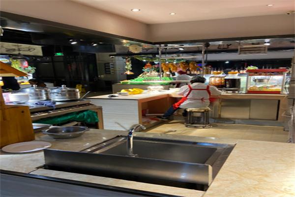 領(lǐng)樂時尚自助餐廳