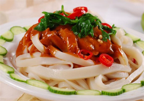 王小風(fēng)搟面皮