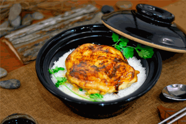 開心婆婆煲仔飯