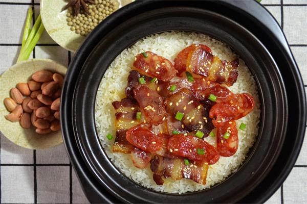 小巷廣式煲仔飯