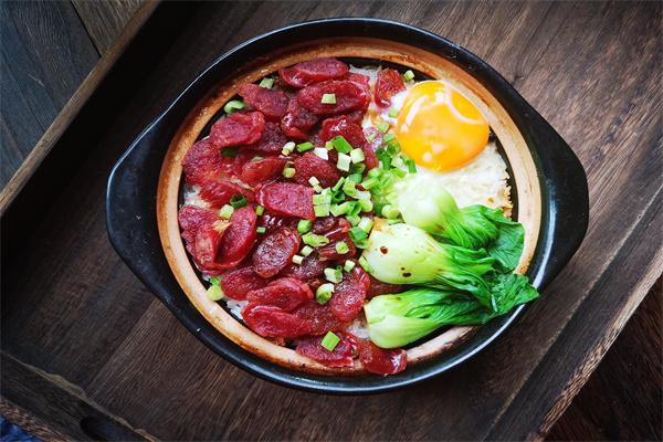 小巷廣式煲仔飯