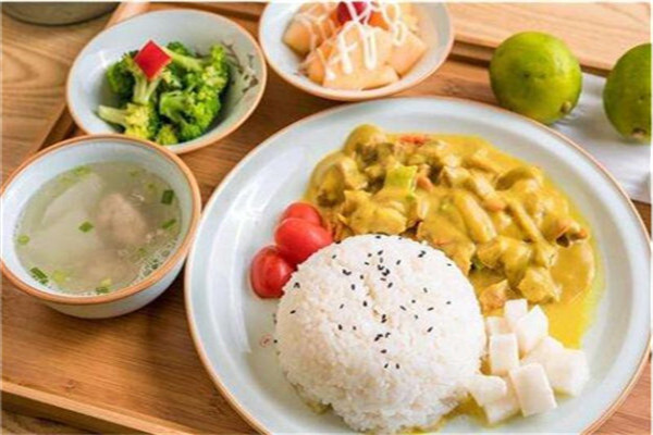 筷天下中式快餐