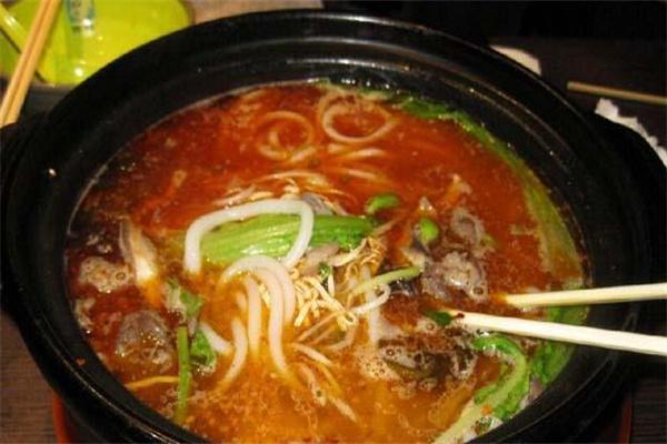 香滿屋專業(yè)米線坊