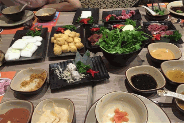 牛代表四季潮汕牛肉火鍋