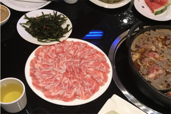 東方肥牛王火鍋