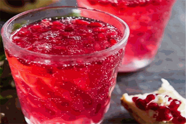 溢濃情時(shí)尚飲吧