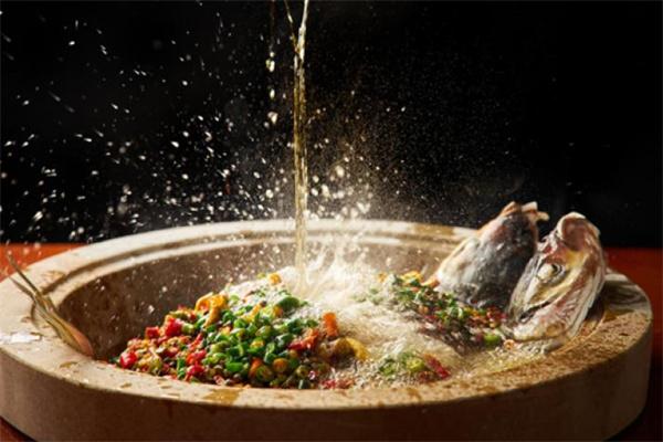 毛家石鍋魚(yú)