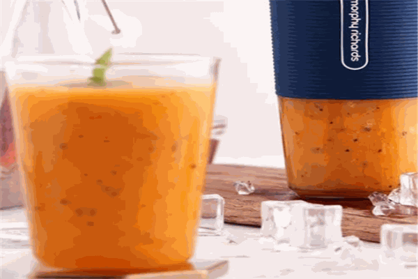 溢濃情時(shí)尚飲吧