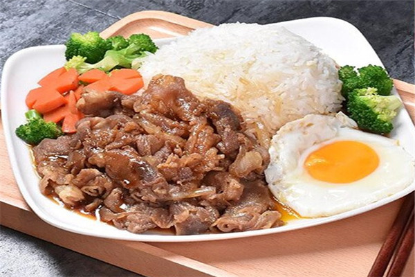 陳在龍日式牛肉飯