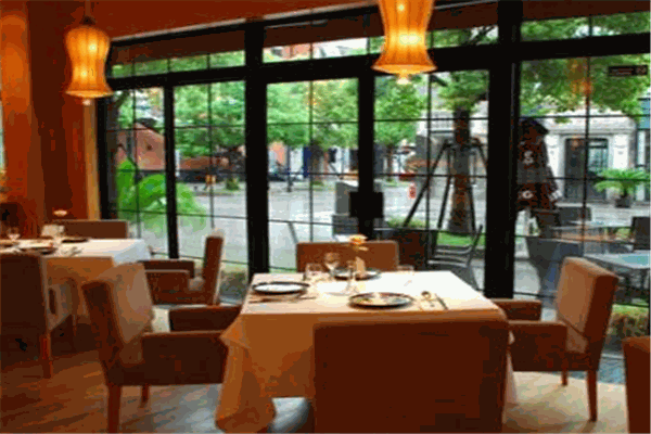 名唐有機(jī)餐廳