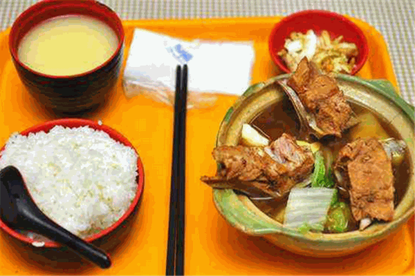 犟大骨中式快餐