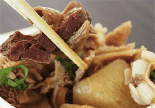 老西關(guān)蘿卜牛雜